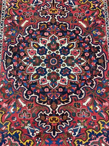 Bakhtiyar 144 x 204 - ✔,